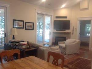 tableandsitroom.JPG